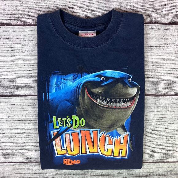 Vintage Finding Nemo "Let's Do Lunch" Cartoon Movie T-shirt - Picture 1 of 7
